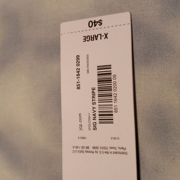 Liz Claiborne navy stripe top, brand new, size L - Picture 5 of 5